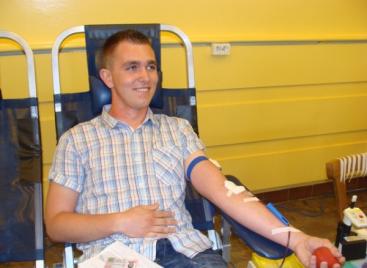 Akcja poboru krwi - 09.06.2014 - Zespół Szkół Ekonomiczno-Usługowych w Rybniku